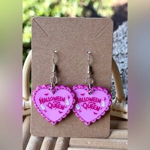 Halloween Queen - kawaii heart shaped earrings